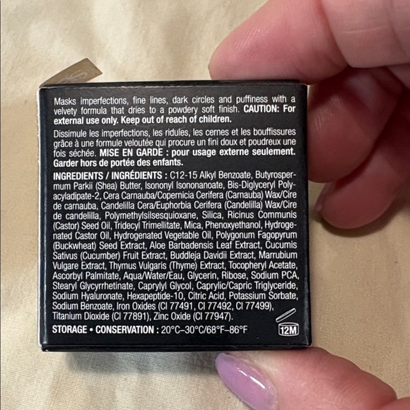 Arbonne Crème Concealer in Black Compact. Light. NIB. - Picture 3 of 4